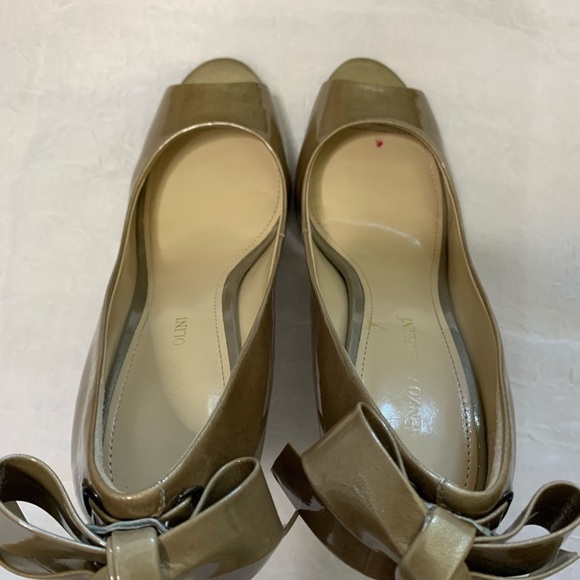 Enzo Angiolini Bow Peep Toe Pumps 7 1/2 M Leather - Picture 8 of 8